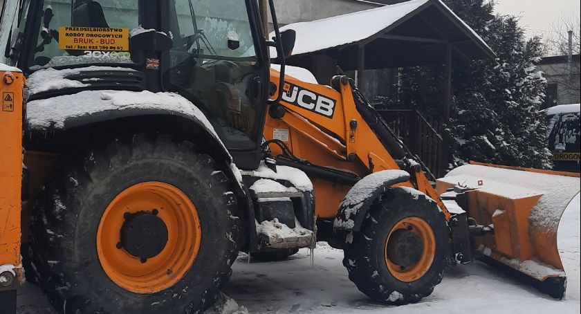 Profesjonalne odśnieżanie posesji, placów, parkingów 