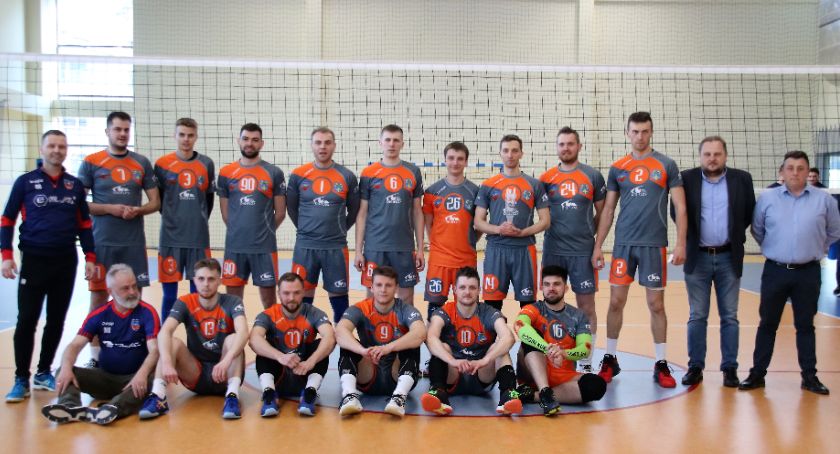 Siatkarze RKS BÓR Regut w III lidze!