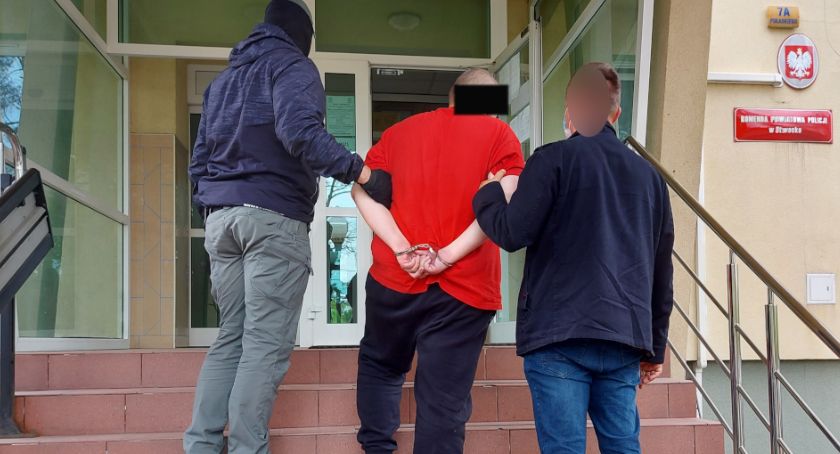 Wyłudzali dane i wzięli kilkadziesiąt kredytów