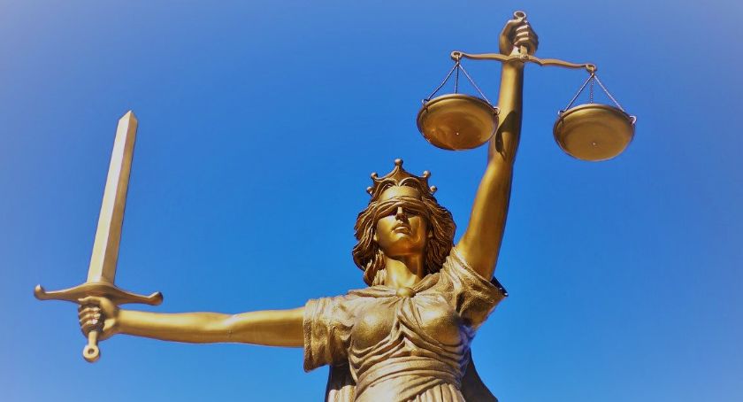 Akt oskarżenia wobec sprawcy śmiertelnego potrącenia seniorek