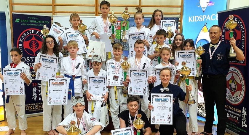 Młodzi karatecy z KSW Bushi zbierają medale