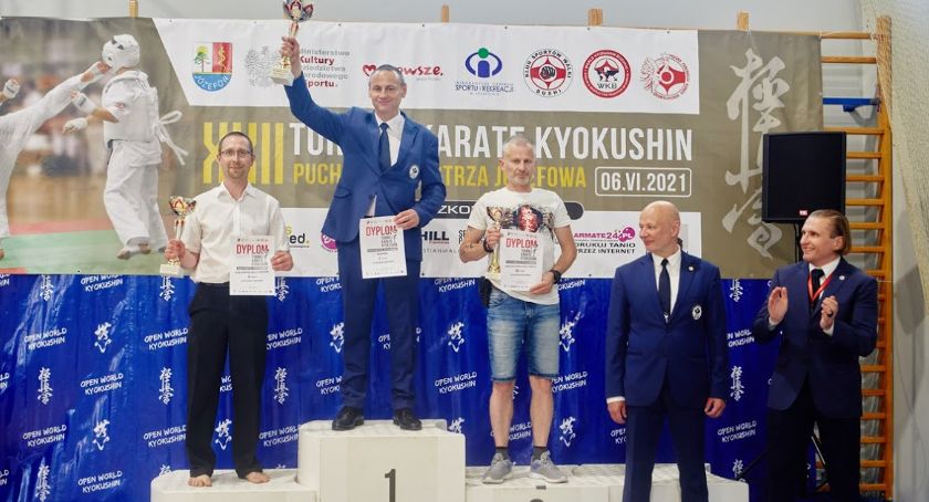 XXII Turniej Karate Kyokushin o Puchar Burmistrza Józefowa – sukces organizacyjny i sportowy