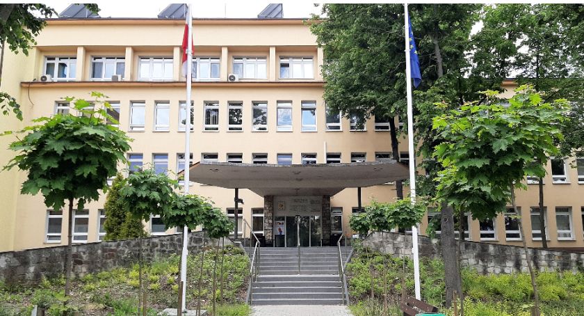 Powiat otwocki coraz bardziej zadłużony, przez szpital