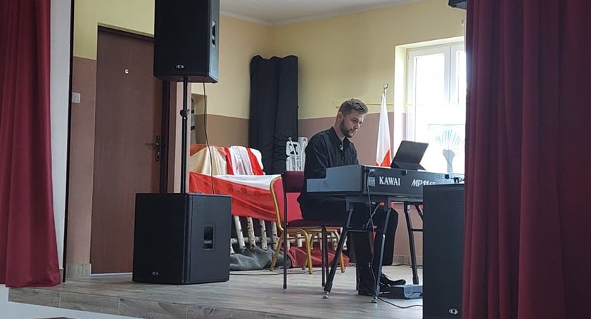Kuba Matuszczyk na I Festiwalu Muzyki Klasycznej gminy Sobienie-Jeziory