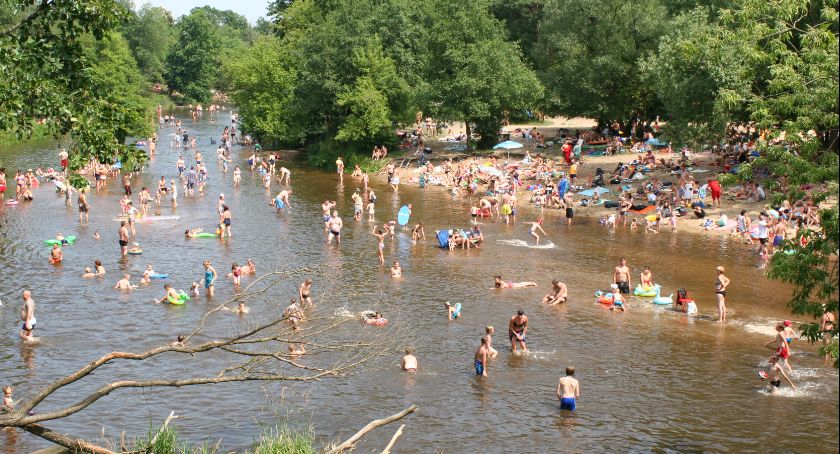 Potańcówki na otwockiej plaży