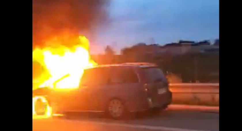 Pożar samochodu na S17
