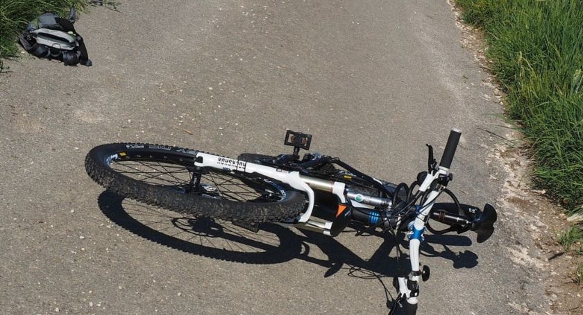 Potrącił nastoletniego rowerzystę i uciekł