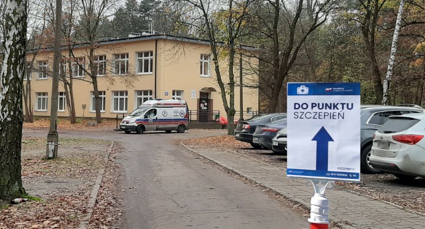 Punkt Szczepień Powszechnych w Otwocku przeniesiony na teren szpitala przy Batorego