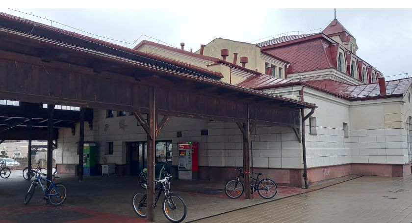 Toalety na PKP Otwock – ciągle zamknięte, bo zdewastowane
