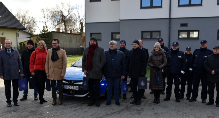 Nowe radiowozy dla policjantów z KPP Otwock