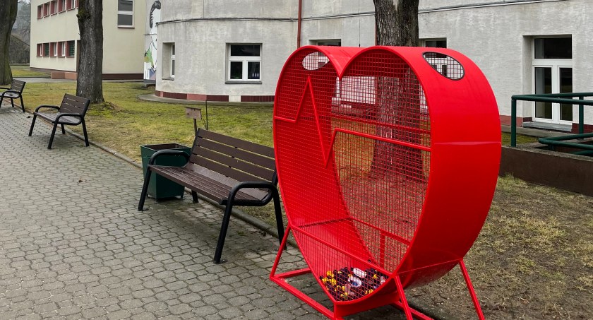 Serce na nakrętki przed Słowakiem
