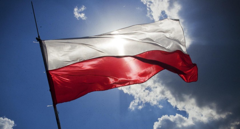 Ojczyznę kochać trzeba i szanować