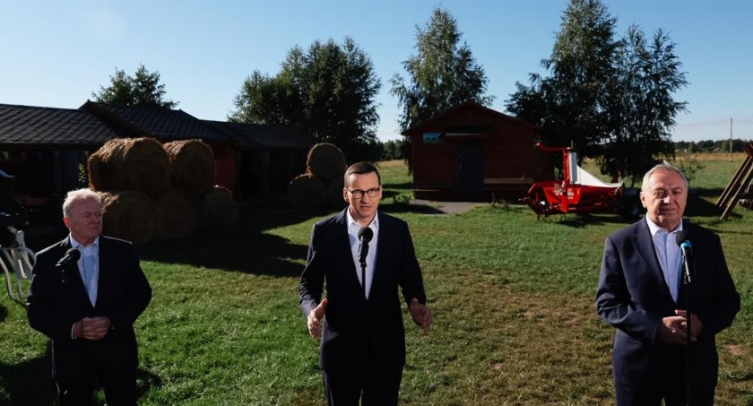 Premier, wicepremier i komisarz UE w Osiecku