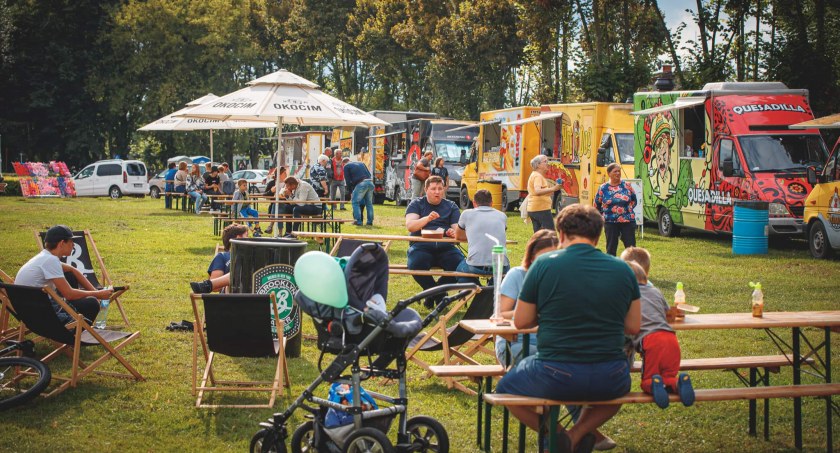 Food Trucki przyjeżdżają do Karczewa