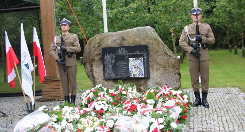 Celestynów: Hołd leśnikom polskim i ich rodzinom pomordowanym na Wschodzie