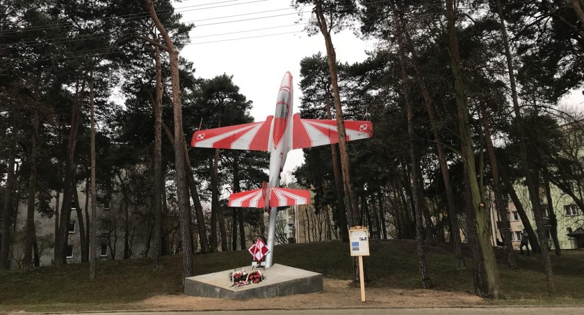 Pomnik Biało-czerwonej Iskry. Nowa atrakcja Otwocka?