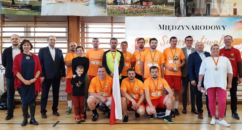 IV Międzynarodowy SuperFestiwal Kultur w Karczewie - święto różnorodności