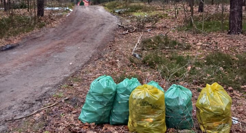 Akcja lasofanki z Celestynowa - #zbieramnaspacerze 