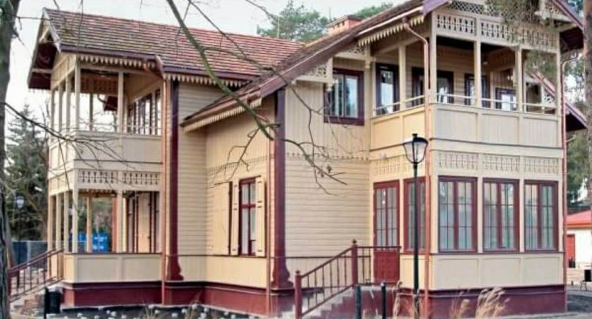 Otwarcie Domu Nauki i Sztuki w Józefowie
