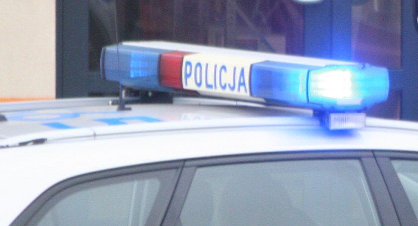 17-latka po kłótni z chłopakiem wyładowała złość na samochodach