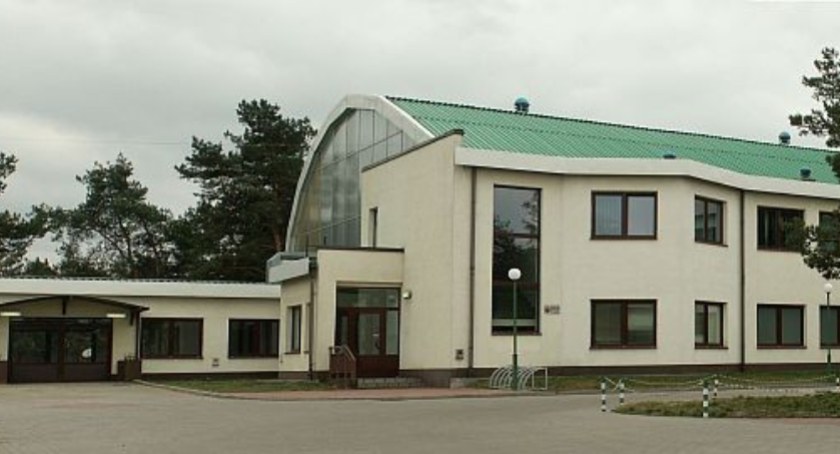 Karczew. Spór o milion(y) złotych