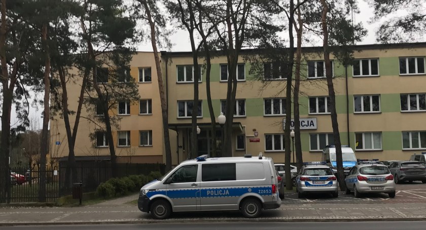 Otwocczanka chciała ukraść drogie perfumy przeklejając kody