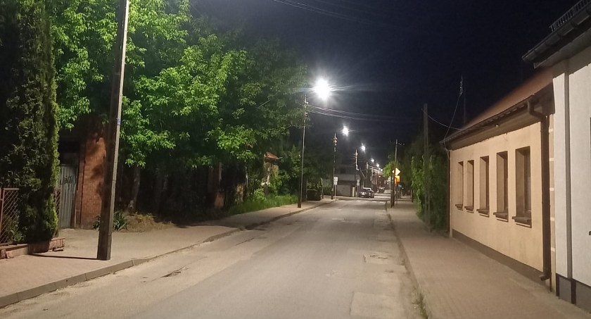 Gmina Karczew chce wymienić setki lamp ulicznych