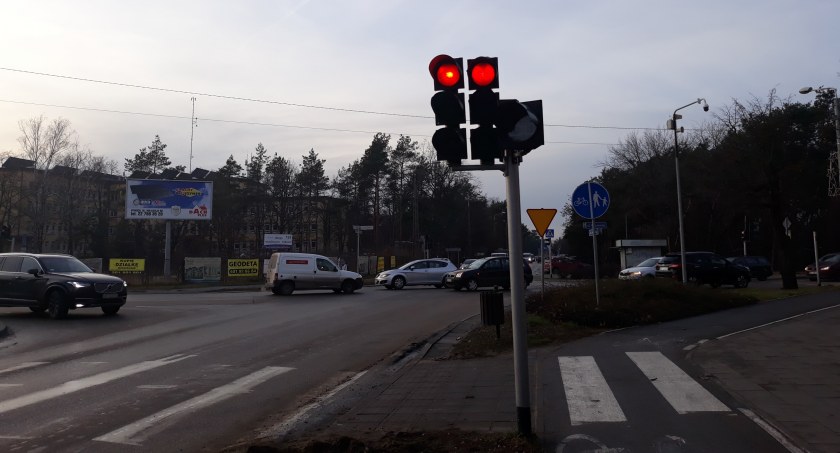 Rondo zamiast skrzyżowania Batorego - Karczewska - Matejki
