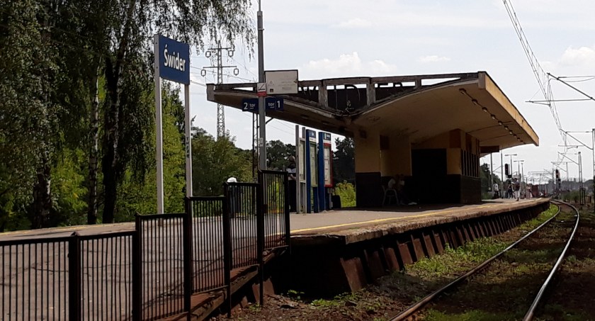 Mężczyzna potrącony przez pociąg w Otwocku-Świdrze
