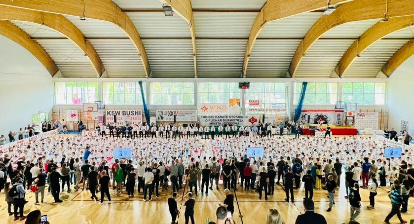 Pół tysiąca zawodników na turnieju karate w Józefowie