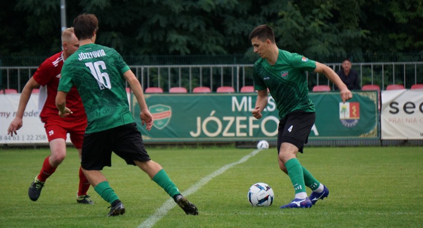 Czwartoligowcy w miejsce rezerw. Dwucyfrówka z Walką