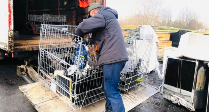 Zbiórka elektrośmieci w OSP Dziecinów