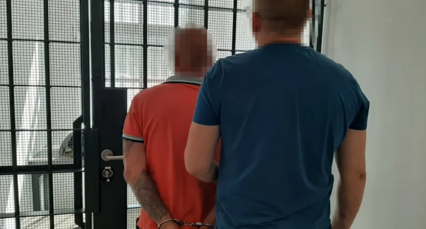 Pijany kierowca potrącił na pasach pieszego