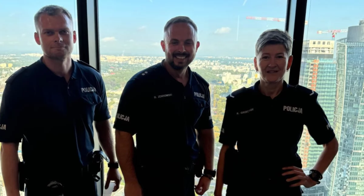 Policjanci z Otwocka w symbolicznym biegu upamiętniającym ofiary zamachów 11 września