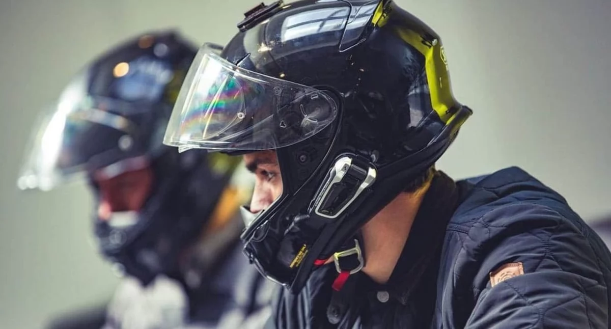 Najlepsze interkomy motocyklowe na rynku – przewodnik zakupowy