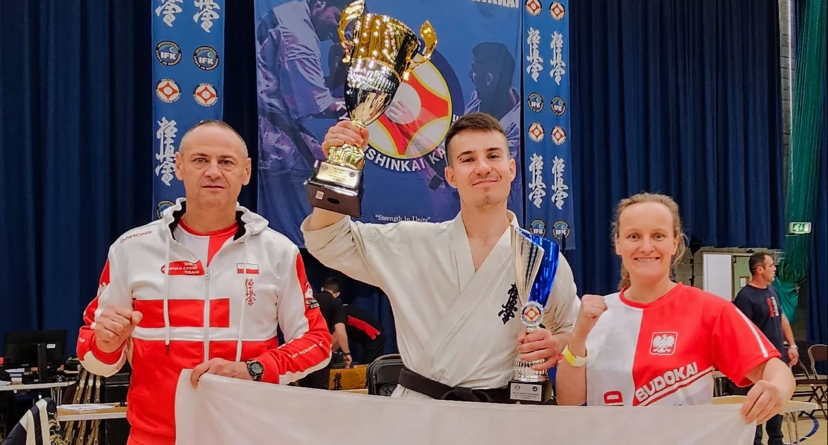 Szymon Olpiński zdobywa złoto na 48. British Open w Londynie
