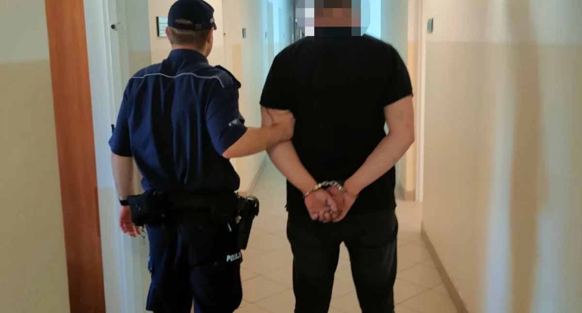 Pijany kierowca zatrzymany na stacji paliw w Woli Duckiej dzięki czujności pracowników