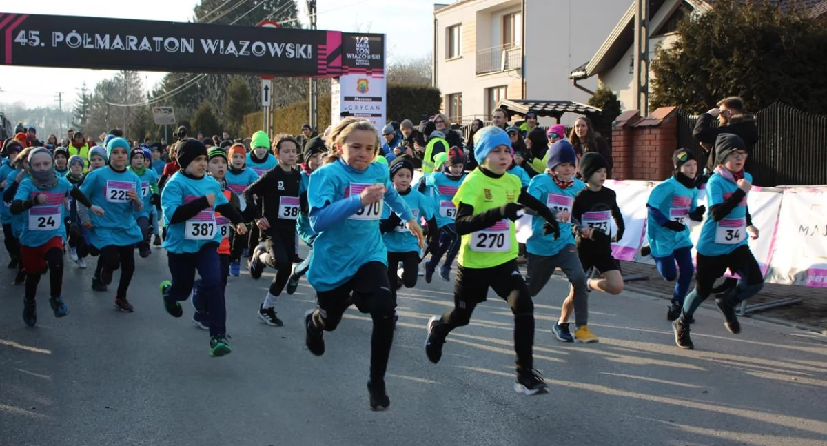 Dzieci i młodzież na 45. Półmaratonie Wiązowskim. Fotogaleria