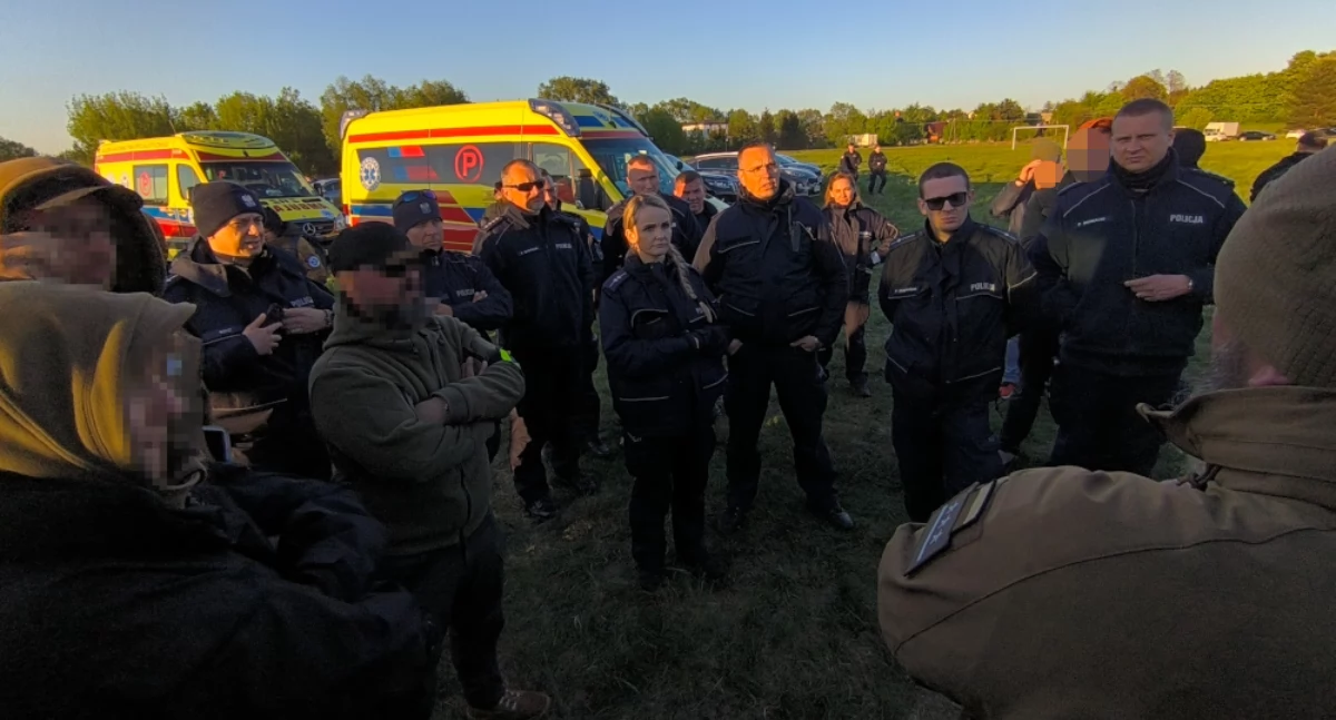 Akcja poszukiwawcza 6 niebezpiecznych osób w gminie Karczew – ćwiczenia służb na wielką skalę