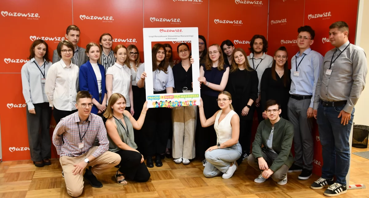 Studenci chcą praktykować u marszałka