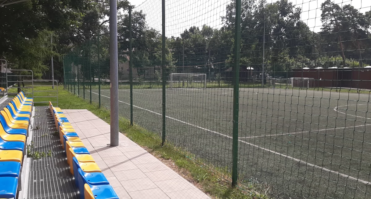 Nowa nawierzchnia na Orliku w Celestynowie. Rusza modernizacja boiska sportowego