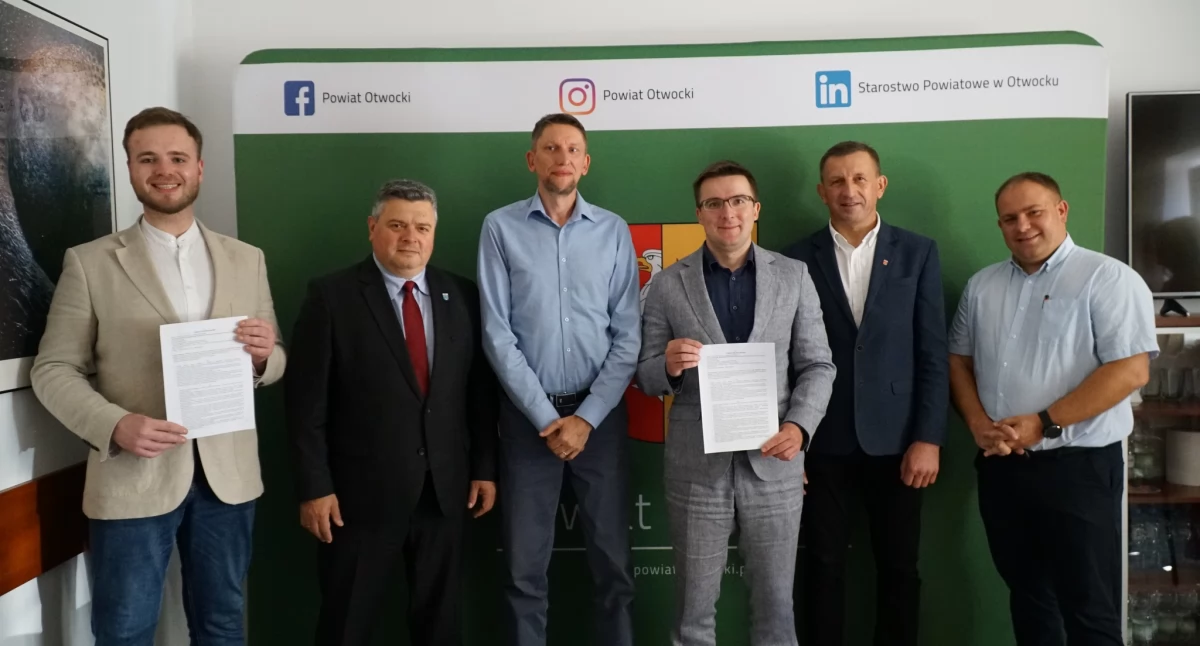 Nowe inwestycje drogowe w powiecie otwockim. Chodniki i modernizacje dla większego bezpieczeństwa mieszkańców