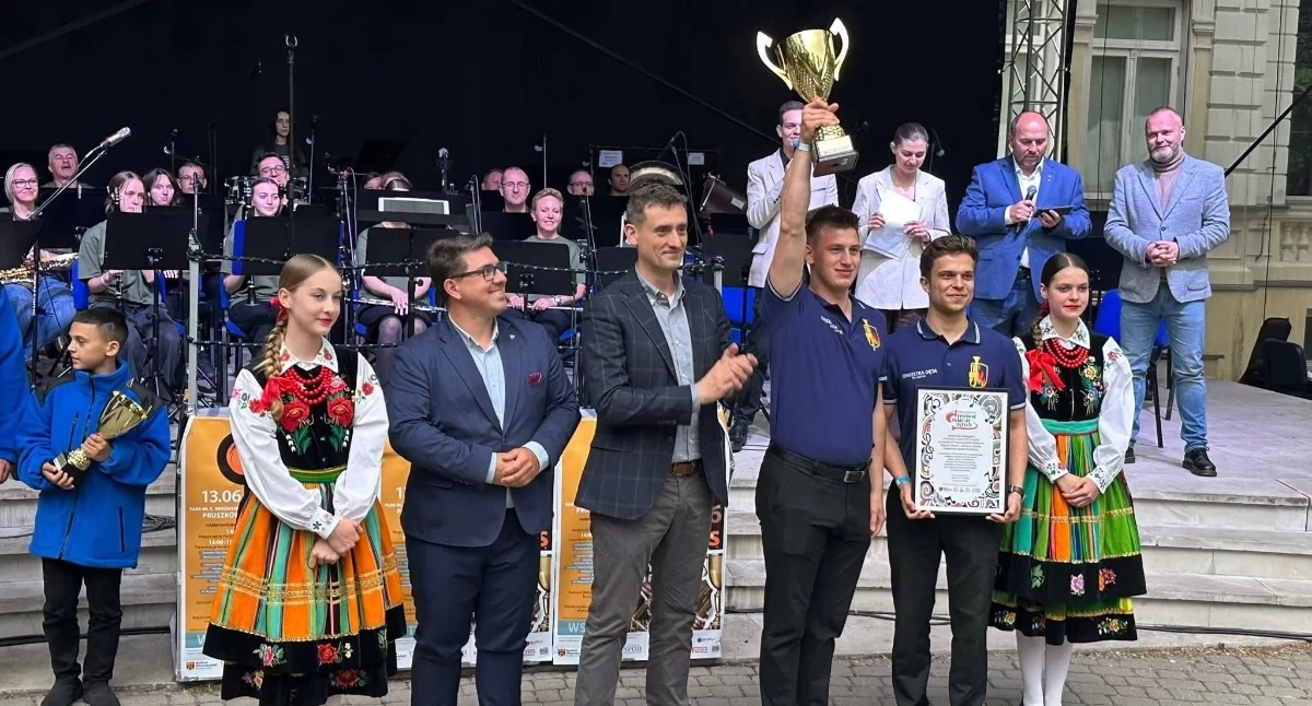 Orkiestra Dęta OSP Józefów zdobywa Złoty Medal w Pruszkowie i jedzie na mistrzostwa Polski