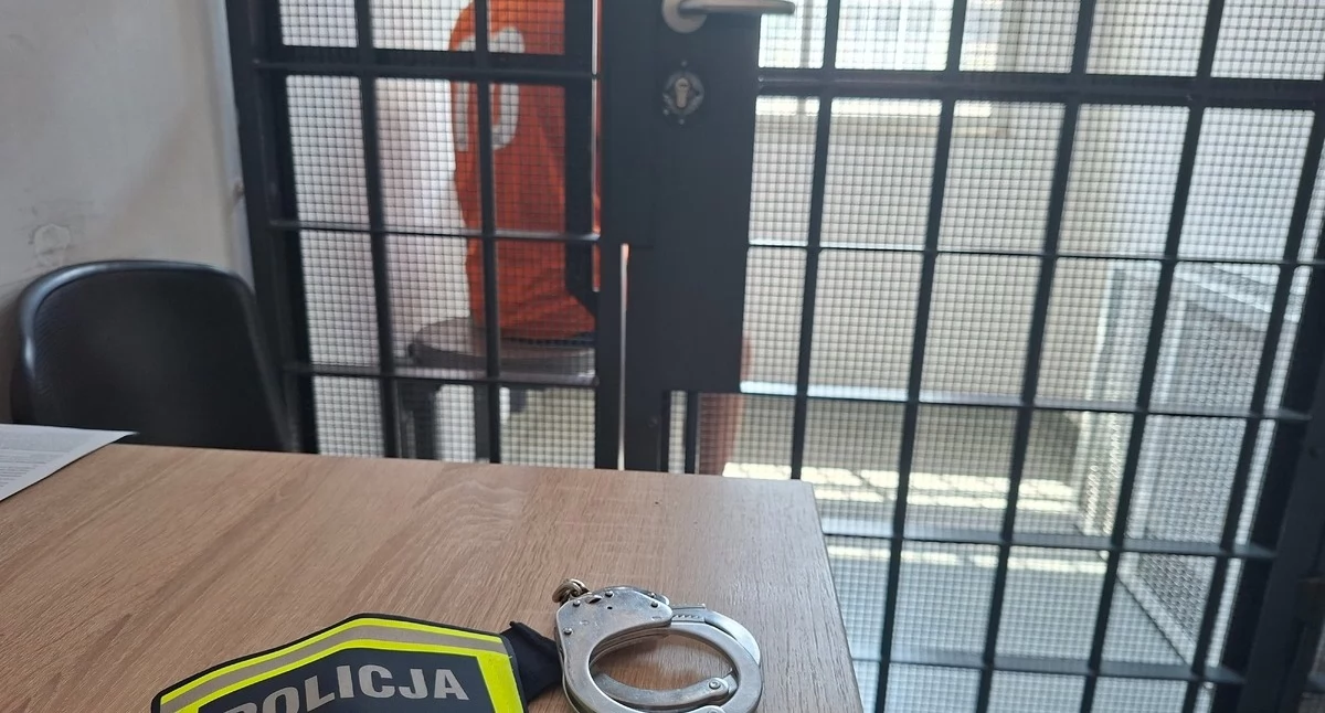 Józefów: policja zatrzymała złodziei materiałów budowlanych. 39-latek jechał 