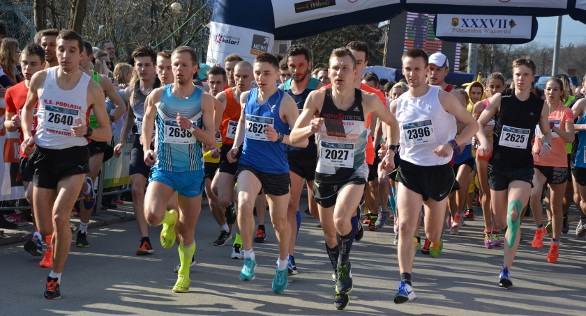 Wiosenna zima - relacja z 37. Półmaratonu Wiązowskiego