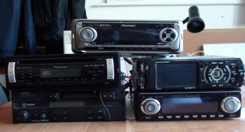 Poszukiwani właściciele radioodbiorników samochodowych