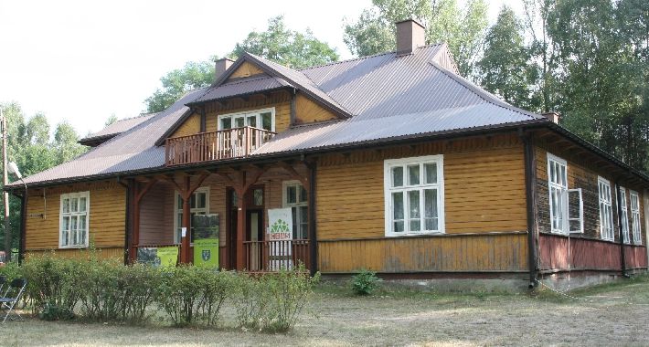 Wieś za pagórkiem