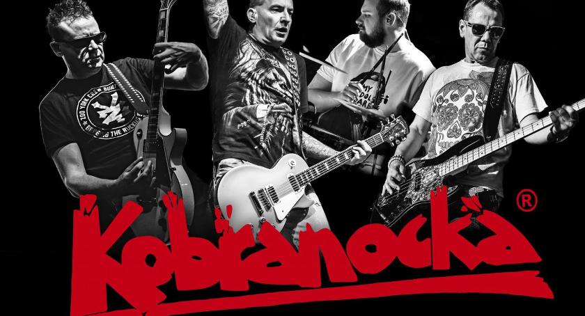 Kobranocka w klubie 