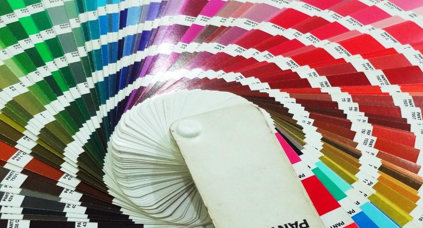 5 pojęć, które pomogą ci wydrukować idealny plakat lub katalog