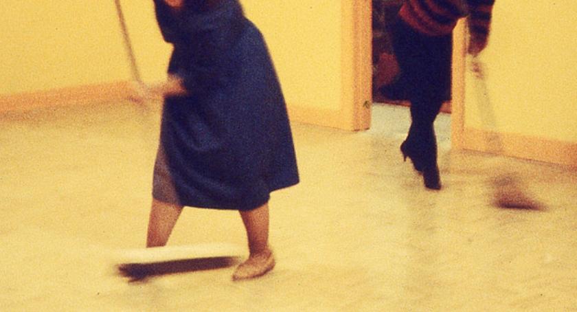 Mają głodowe pensje - woźne i intendentki walczą o podwyżki